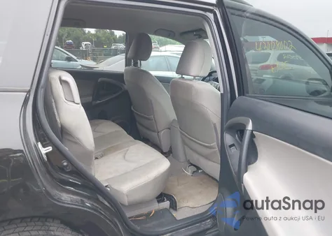 2012 Toyota Rav4 из США, поврежденный, VIN 2T3BF4DV8CW231233